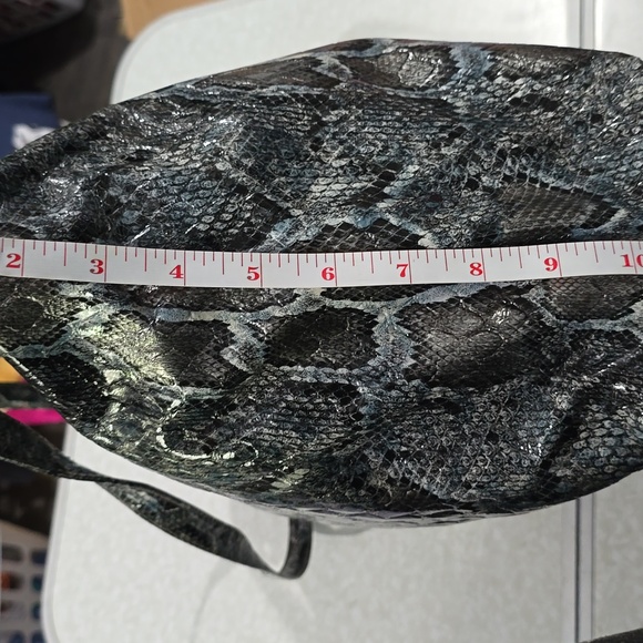 GENNA de Rossi XLarge purse‎ snake skin - Picture 14 of 16